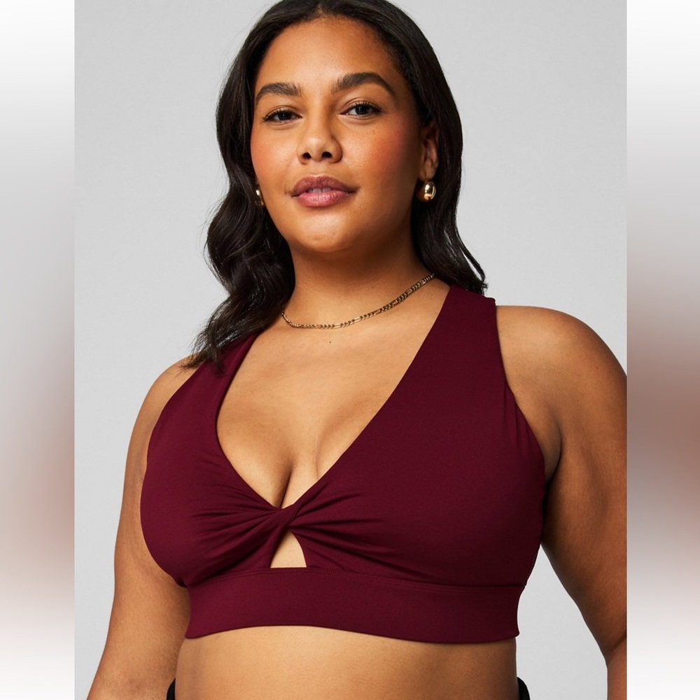 Oasis Twist-Front Sports Bra - 2X BNWT